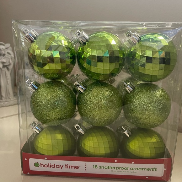 Christmas Ornament Balls 18pcs. Shatterproof.🎁 - Picture 4 of 7